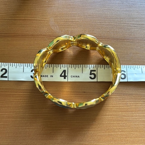 Gold and Blue Geometric Gemstone Bracelet - Picture 5 of 5